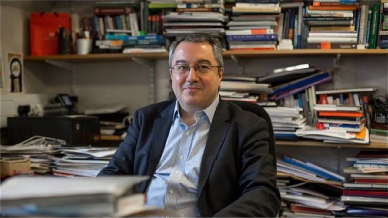 Ηλίας Μόσιαλος: Η Πολιτεία να θεσπίσει πρόγραμμα για την πρόληψη,...