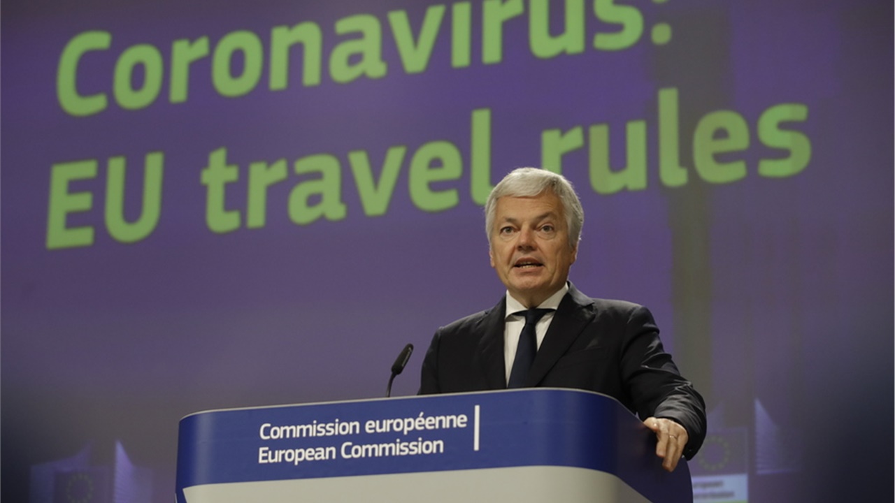 Ισχύ εννέα μηνών για τα πιστοποιητικά εμβολιασμού πρότεινε η...