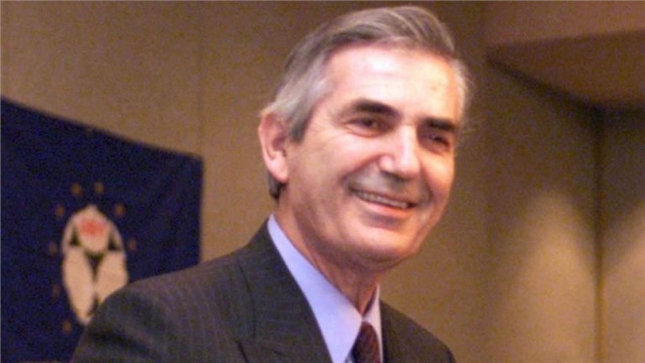 Απεβίωσε ο Καθηγητής Καρδιολογίας Παύλος Τούτουζας