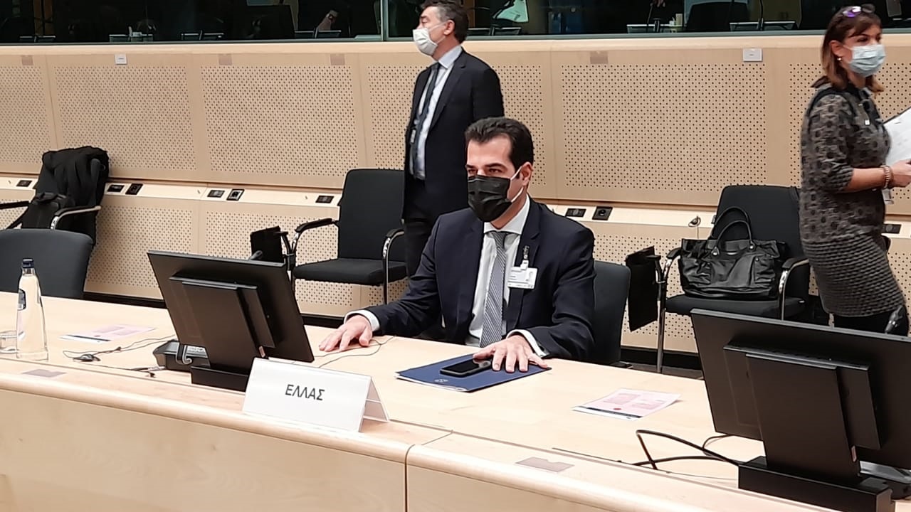 Στους τρεις μήνες η ισχύς του πιστοποιητικού νόσησης από covid-19...