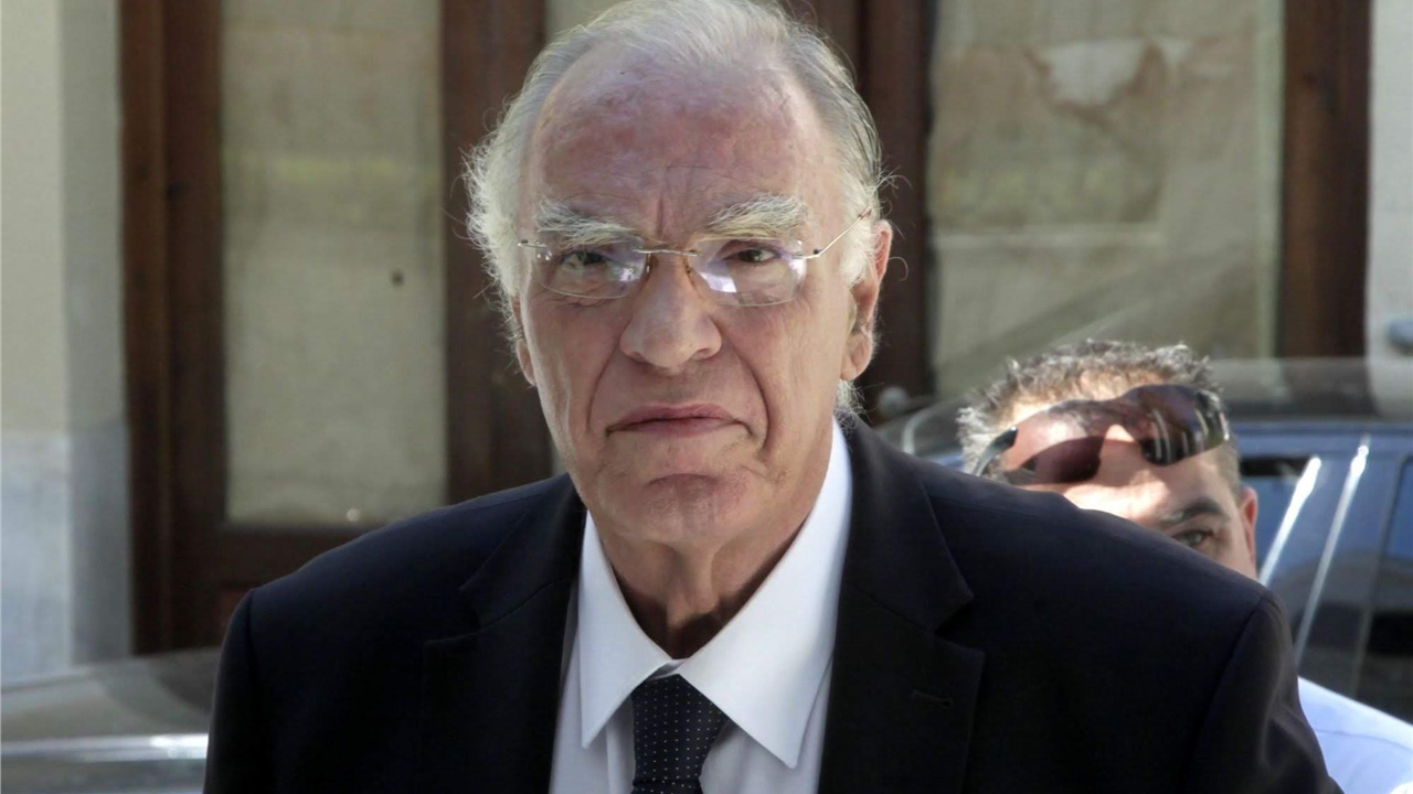 Εξιτήριο μετά από 75 μέρες νοσηλείας έλαβε ο Βασίλης Λεβέντης