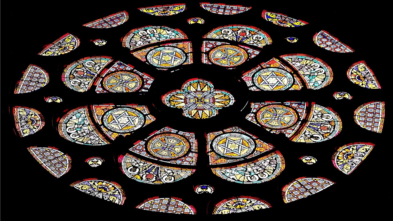 Ο Kanye West ανακοίνωσε ότι θα μετατρέψει όλα τα σπίτια του σε...