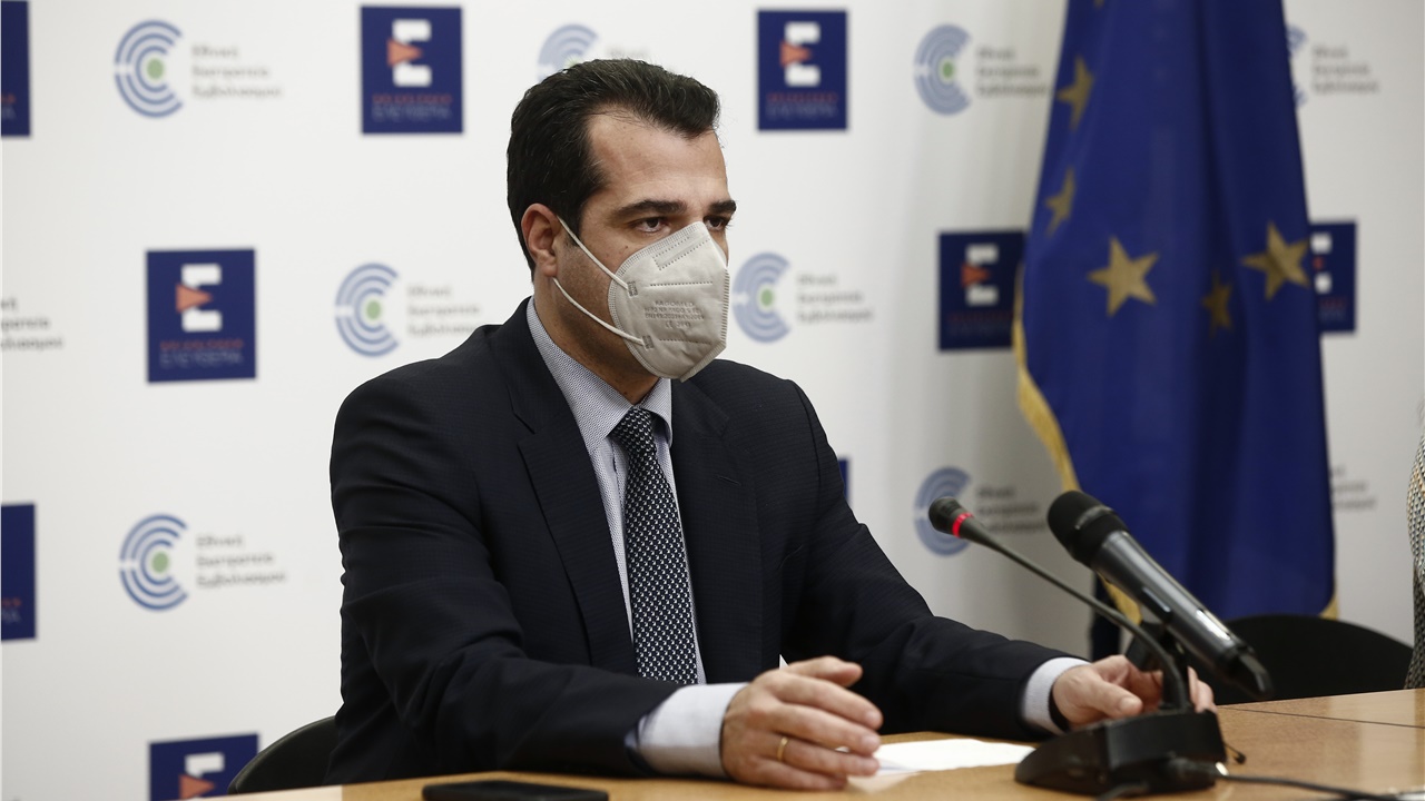 Θ. Πλεύρης: «Kλείδωσε» η λήξη του πιστοποιητικού εμβολιασμού...