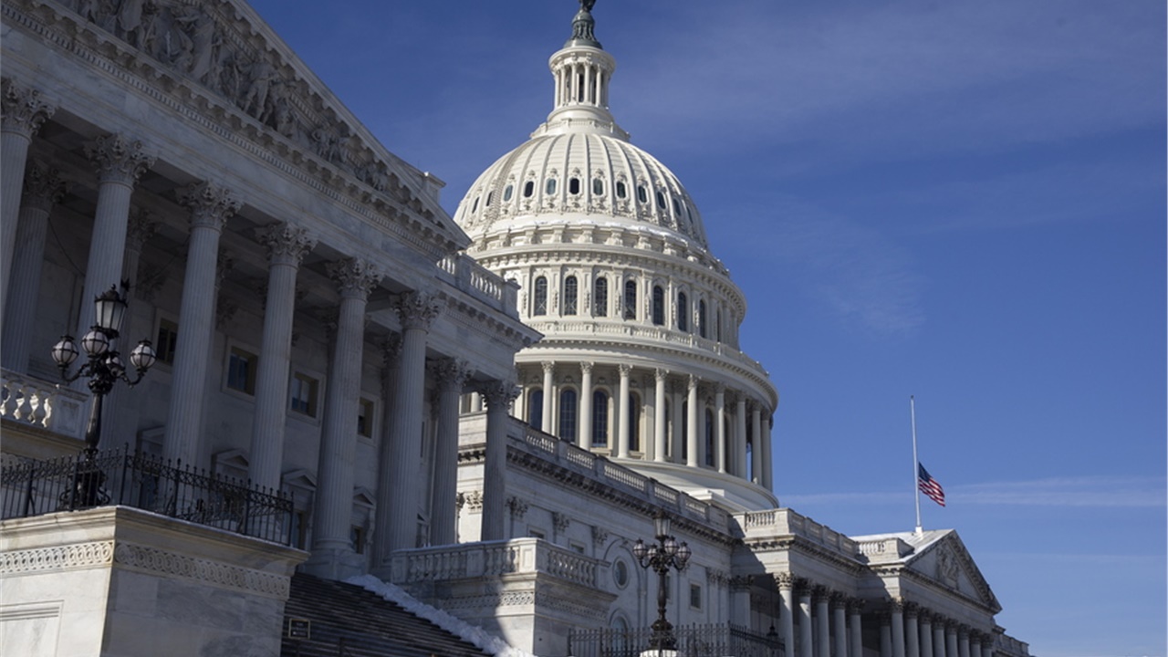 ΗΠΑ: Ένας χρόνος μετά την εισβολή στο Καπιτώλιο - Πύλες ανίχνευσης...