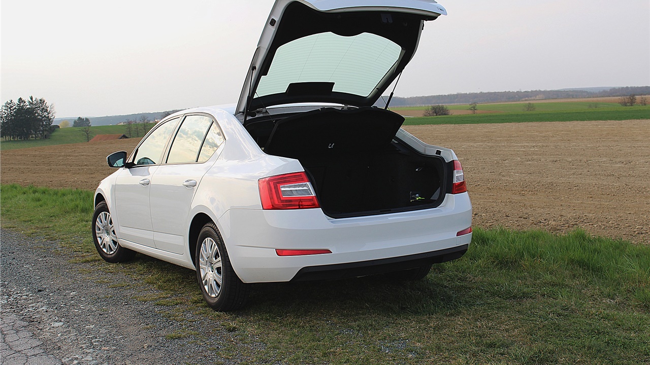 Πήγε τον γιο της να εξεταστεί για κορονοϊό... κλειδωμένο στο...