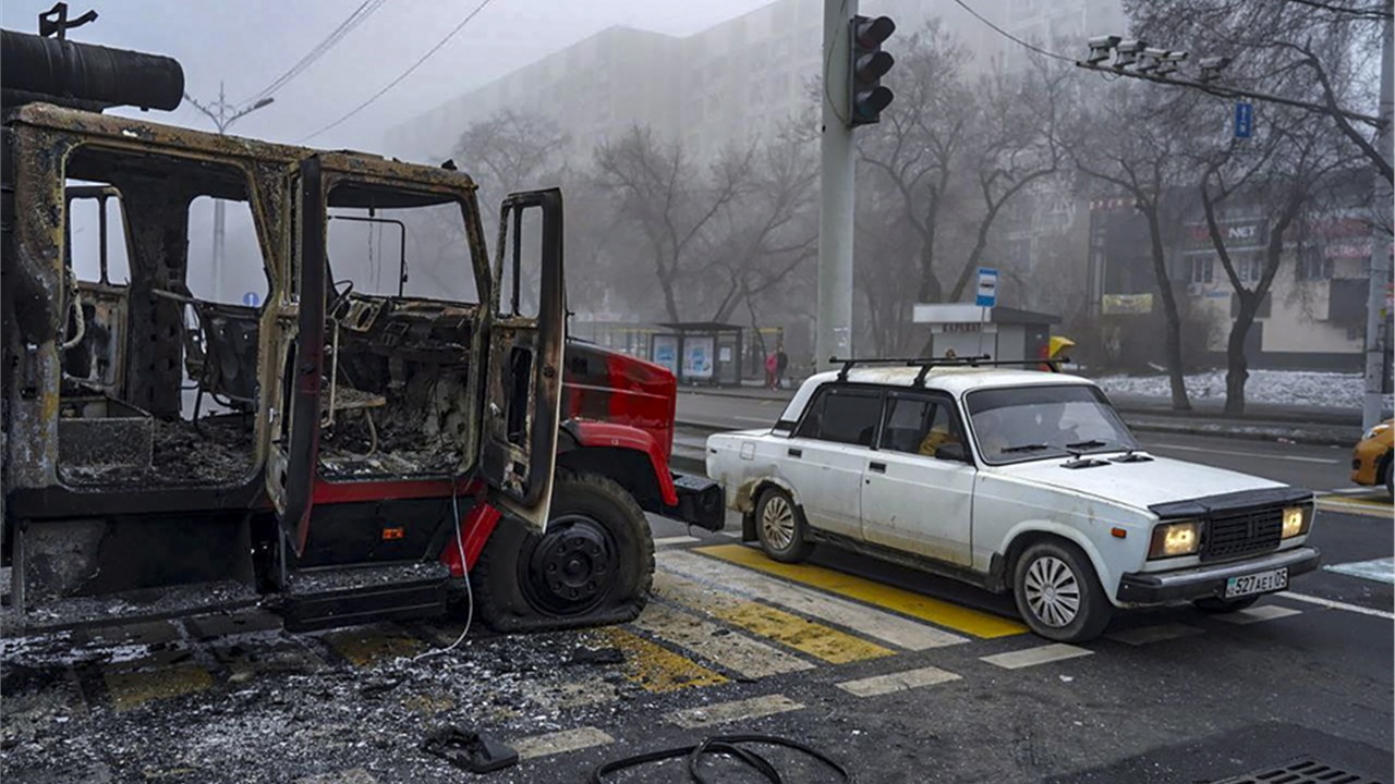 Πώς έζησαν οι Έλληνες του Καζακστάν τα αιματηρά επεισόδια στη...
