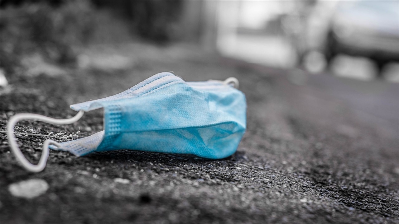 Πάρτι, φιλιά, γκαλά δείπνο, ταξίδια, τροπικές αποδράσεις... Δημόσια...