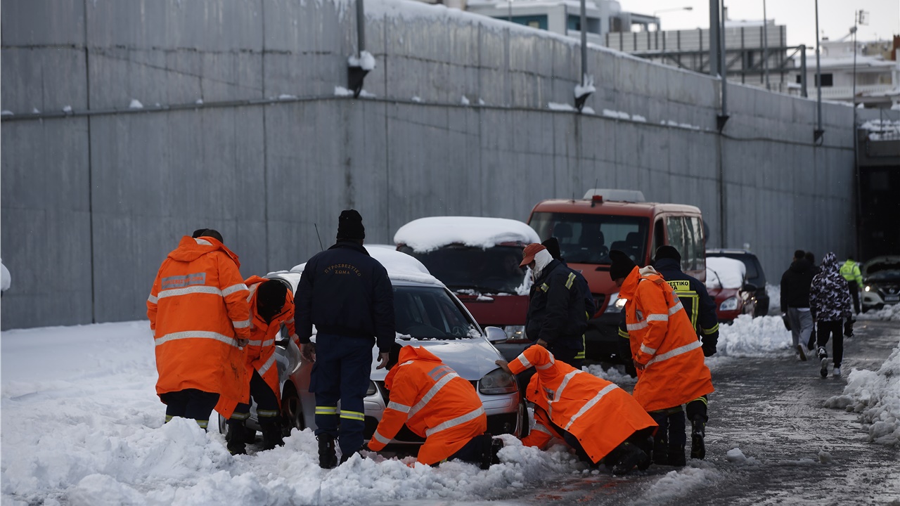 Παρατείνεται και για αύριο η αργία σε Αττική, στις Κυκλάδες, τα Δωδεκάνησα και την Κρήτη