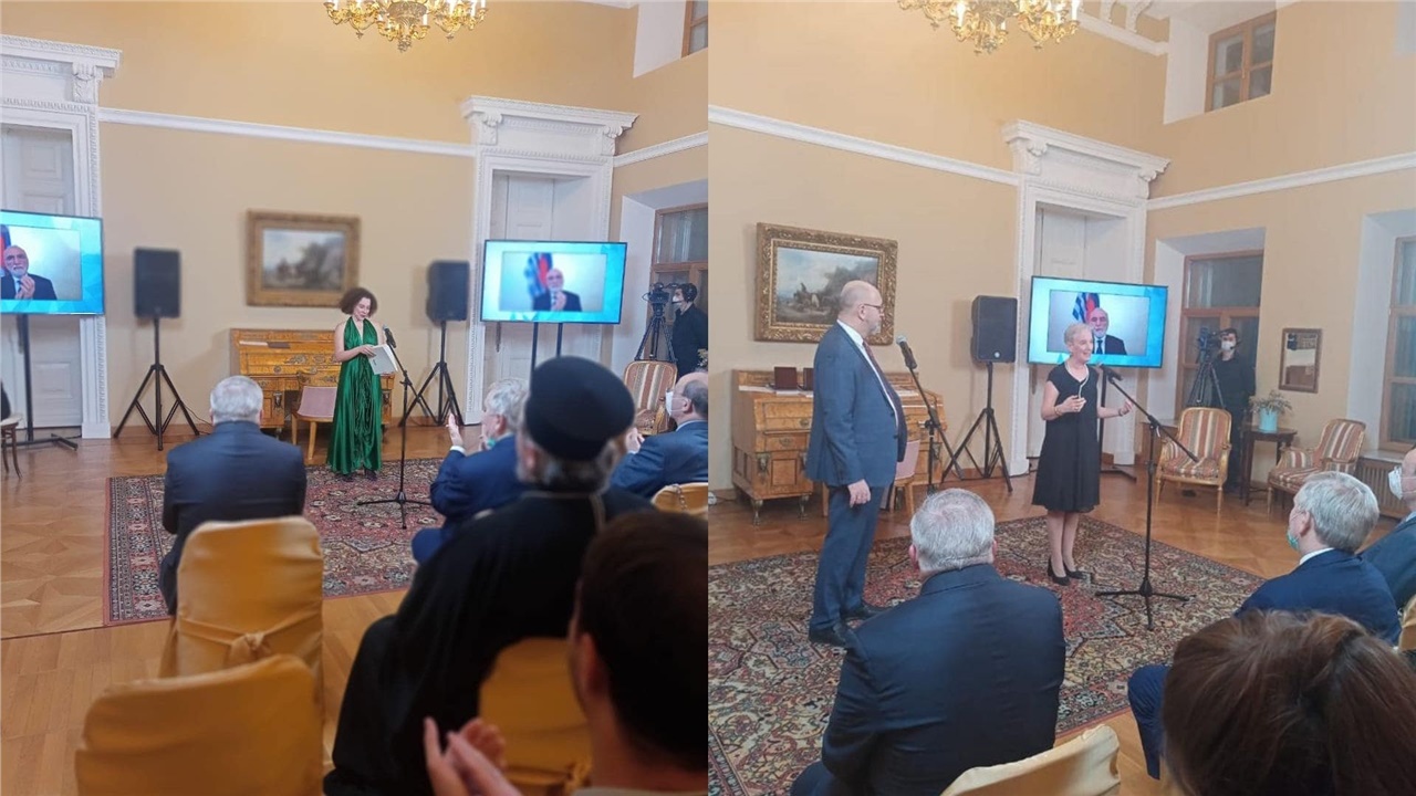 Απονεμήθηκαν στην ελληνική πρεσβεία στη Μόσχα τα μετάλλια της...