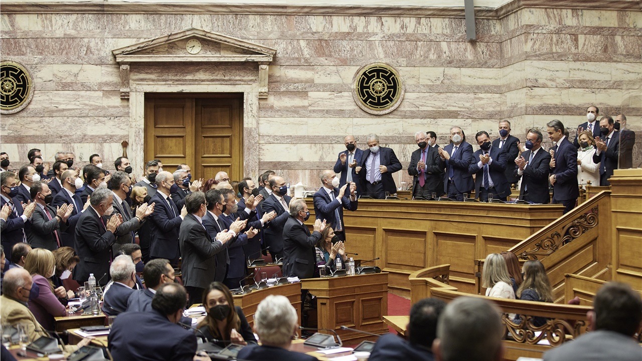 Απορρίφθηκε η πρόταση δυσπιστίας του ΣΥΡΙΖΑ κατά της κυβέρνησης...