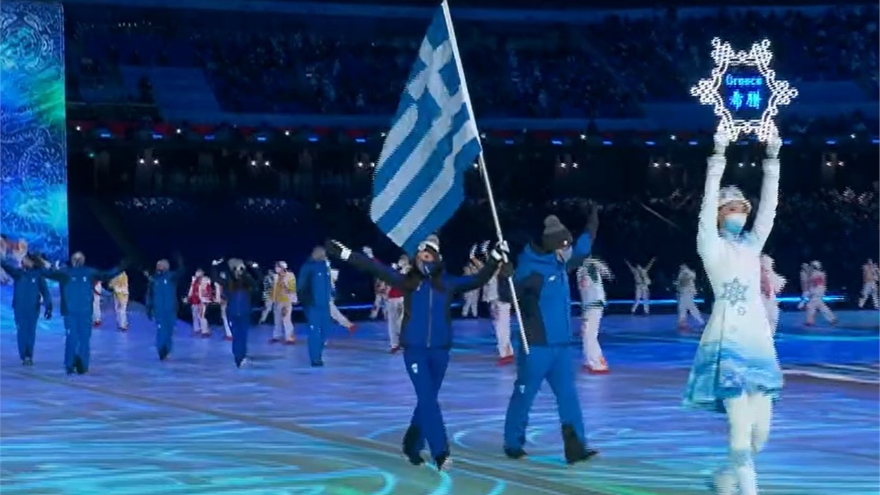 Πεκίνο: Η είσοδος της ελληνικής αποστολής στην τελετή έναρξης...