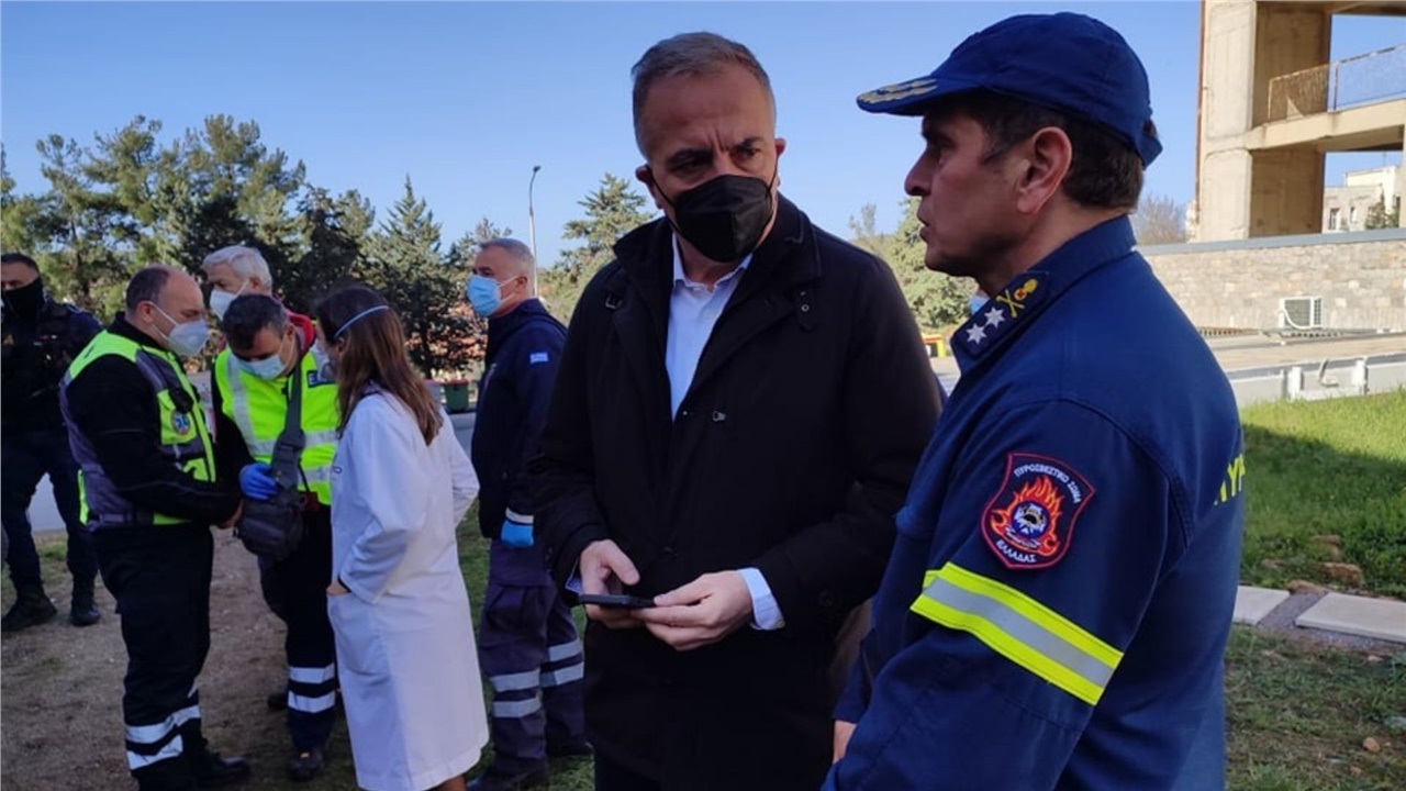 Πυρκαγιά στο «Παπανικολάου»: Επίσκεψη στο νοσοκομείο πραγματοποίησε...