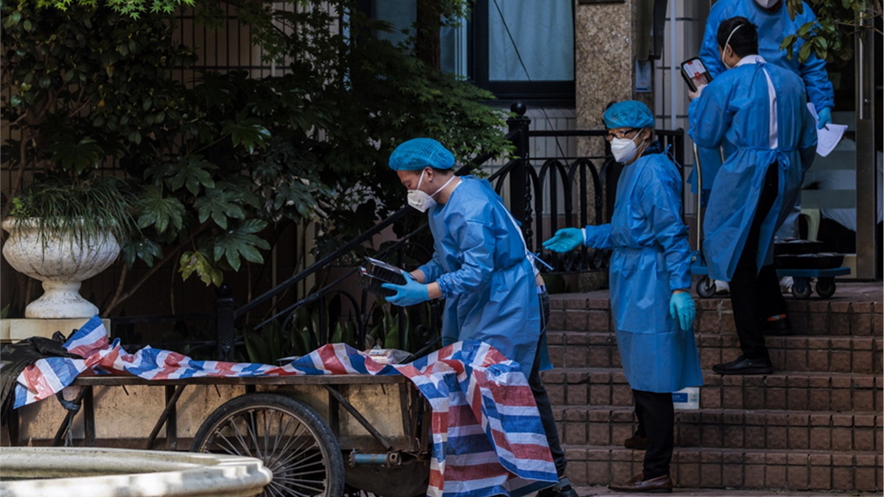 Καμία χαλάρωση των μέτρων για τον κορωνοϊό στην Κίνα, λέει ο...