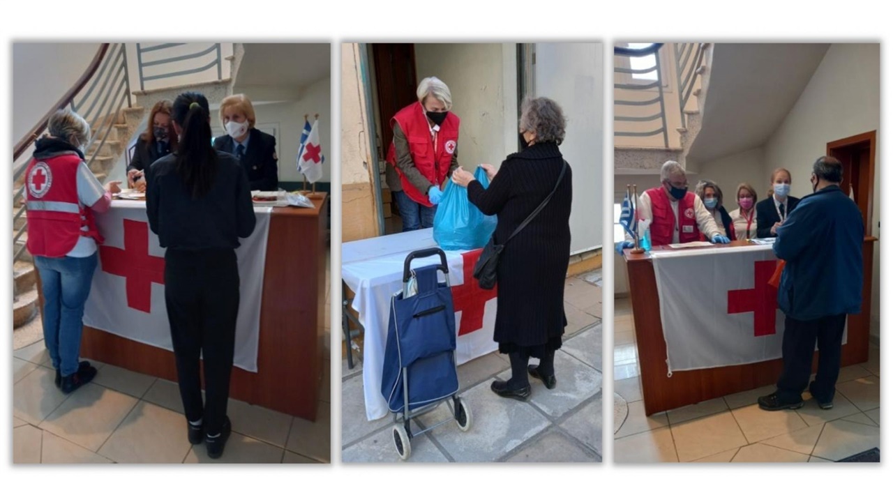 Διανομή τροφίμων από το Περιφερειακό Τμήμα του Ελληνικού...