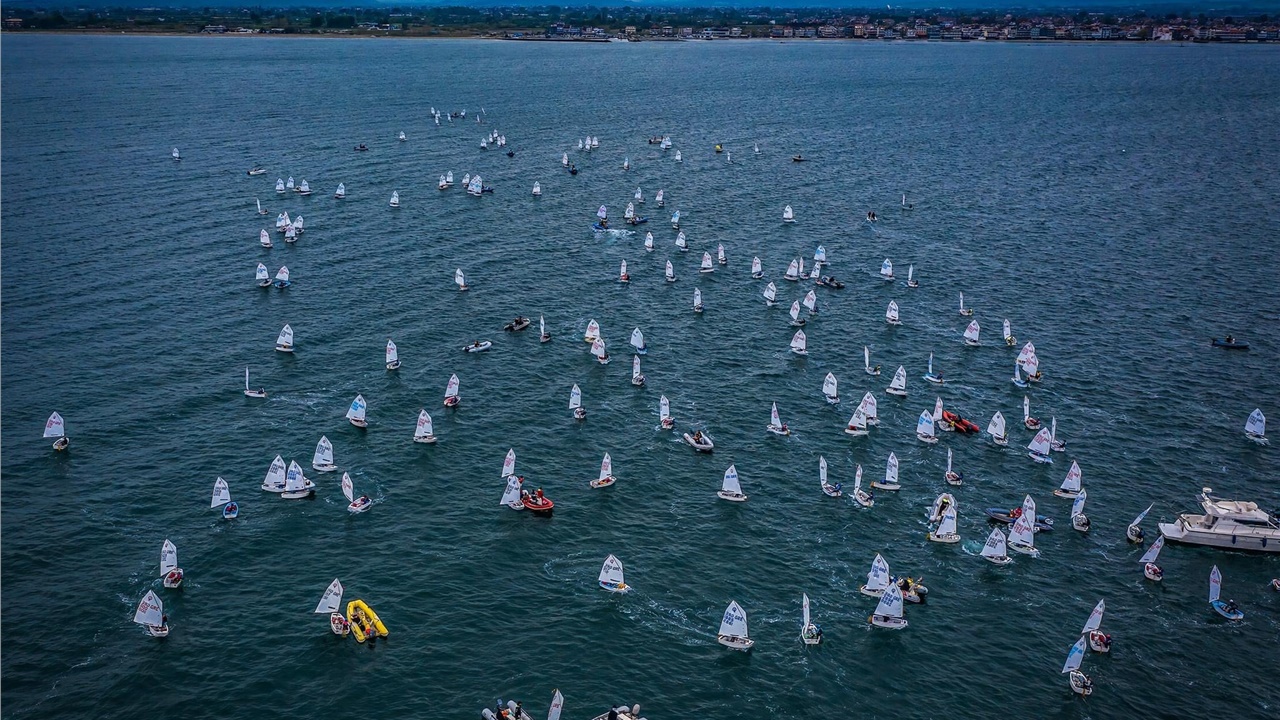 Άνοιξε η αυλαία του Πανελλήνιου Πρωταθλήματος Όπτιμιστ U13 που...