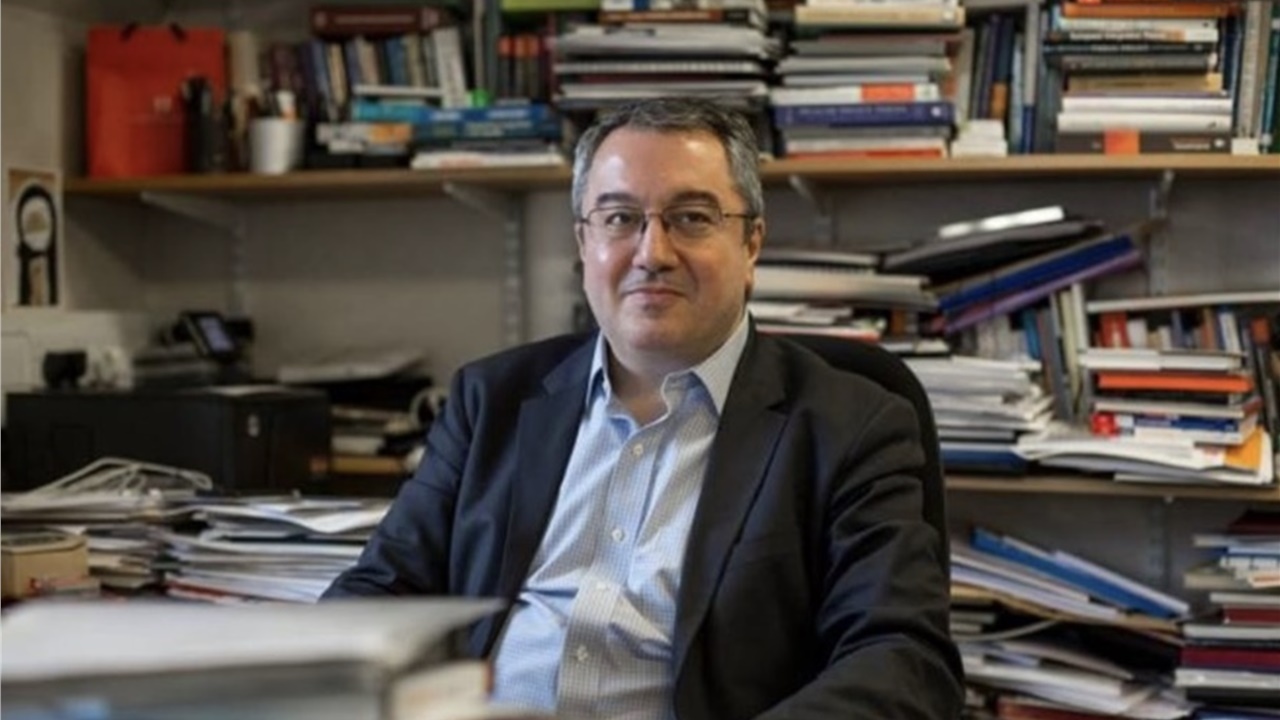 Ηλίας Μόσιαλος: Τι γνωρίζουμε για τις περιπτώσεις ηπατίτιδας...