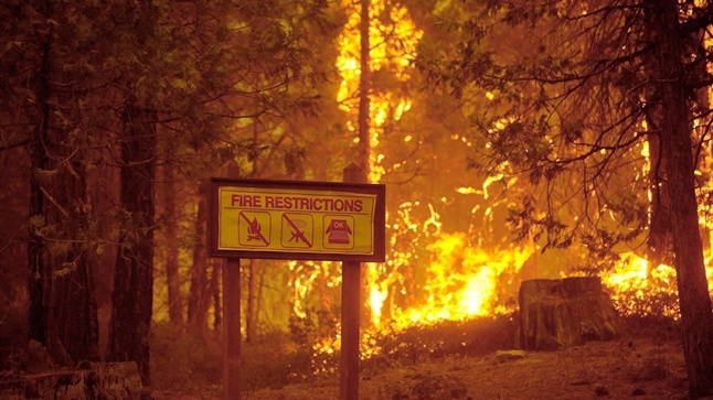 Wildfires spawn 'firenadoes' in CA