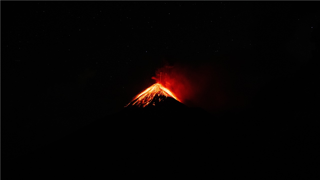 Πότε έγινε η «μινωική έκρηξη» του ηφαιστείου της Θήρας - Τι δείχνουν...