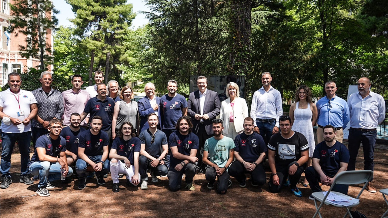 iSAVElives: Η εφαρμογή για κινητά που σώζει ζωές, διαθέσιμη δωρεάν