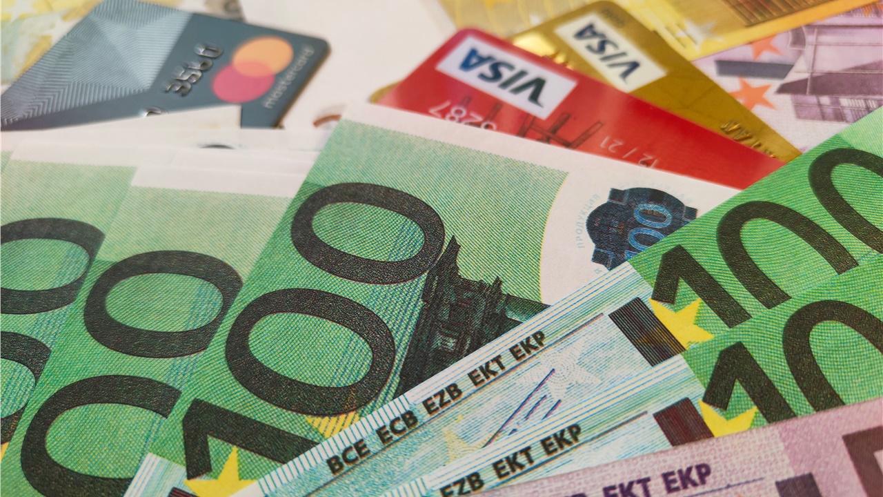 Νέα Υπηρεσία «Μετατροπή Συναλλαγών σε Δόσεις» μέσω winbank, από...