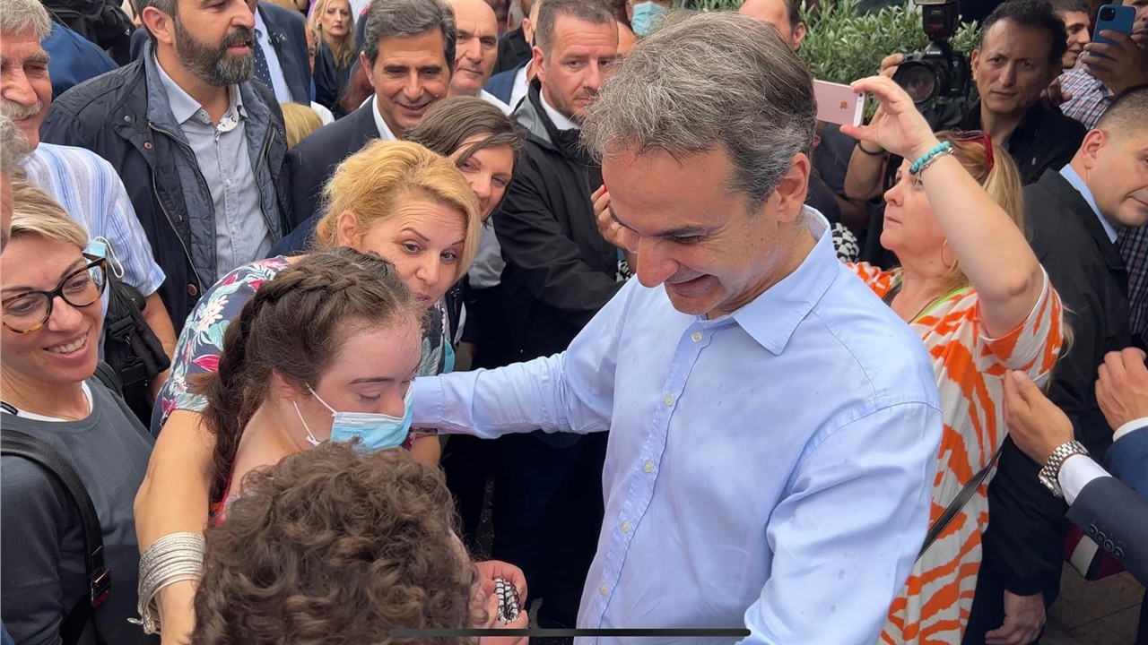 Στη Θέρμη Θεσσαλονίκης βρέθηκε ο Κυριάκος Μητσοτάκης - Δείτε...