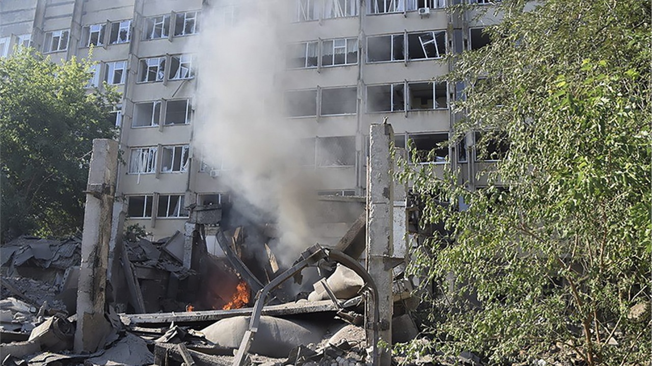 Ουκρανία: Ο Ζελένσκι απέπεμψε αξιωματούχους των υπηρεσιών πληροφοριών