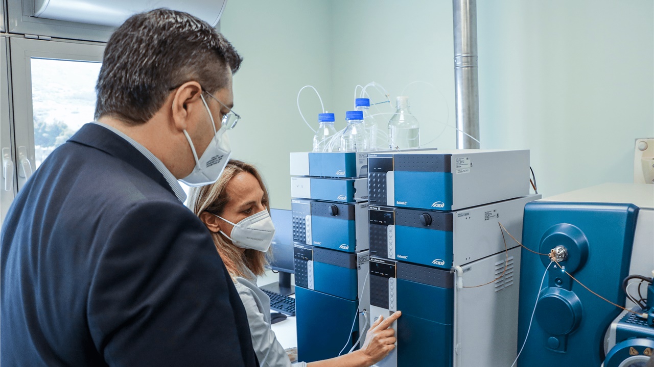 Δωρεά φασματογράφου από την Περιφέρεια Κεντρικής Μακεδονίας στο...