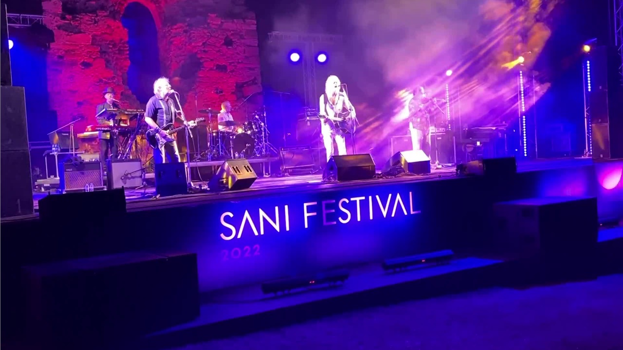 Τώρα στο λόφο της Σάνης: Bob Geldof and the Bobkatz  