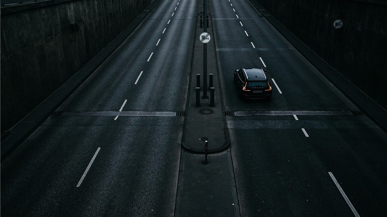 Ποιοι είναι οι παράγοντες που συμβάλλουν στην επιθετική οδήγηση