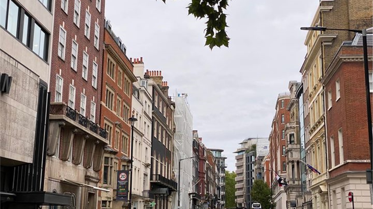 Σήμερα η κηδεία της Βασίλισσας Ελισάβετ - Ασφυκτικά γεμάτοι οι...