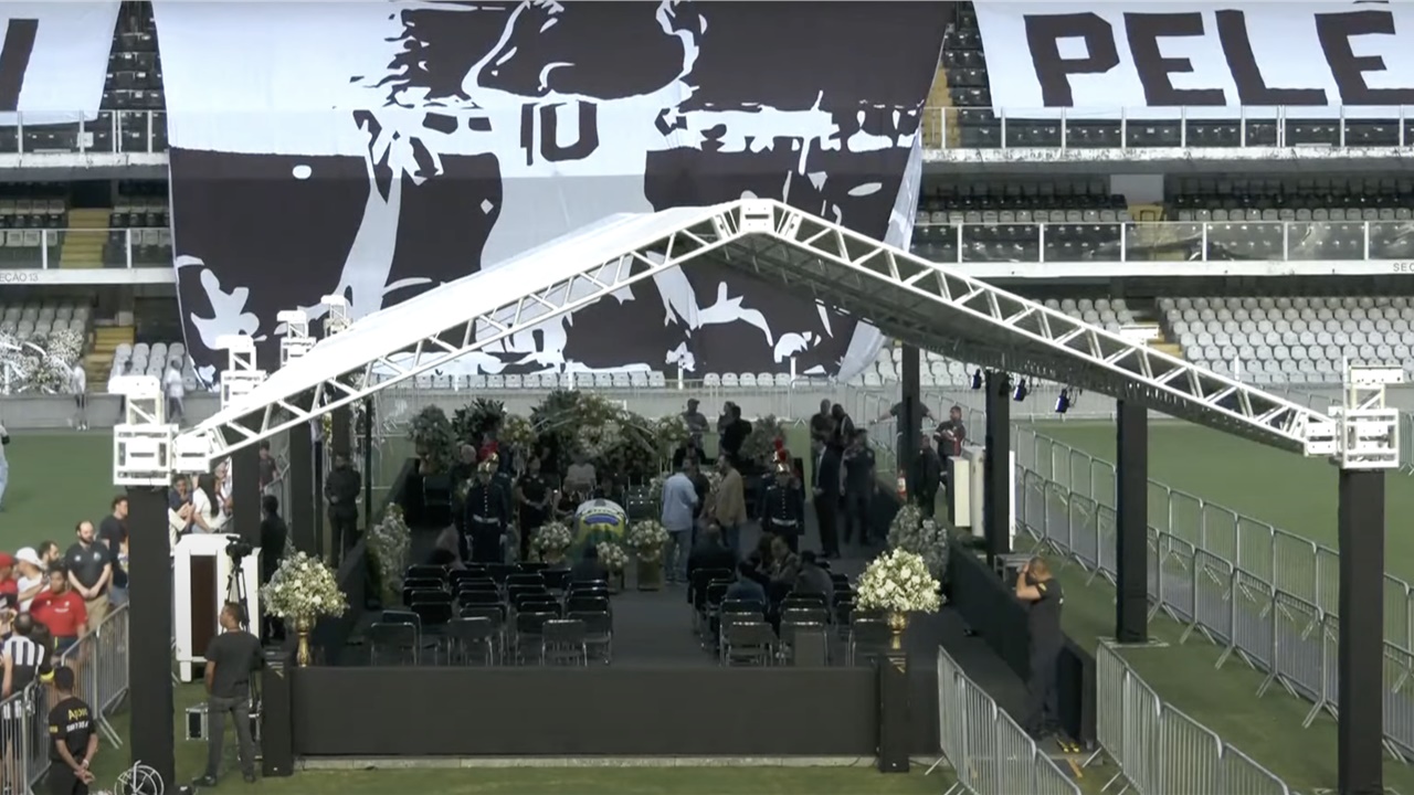 Βραζιλία: Το τελευταίο αντίο στον Πελέ - Δείτε ζωντανή εικόνα...