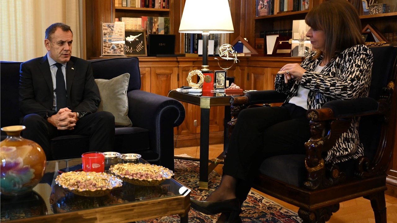 Συνάντηση Nίκου Παναγιωτόπουλου με την Πρόεδρο της Δημοκρατίας...