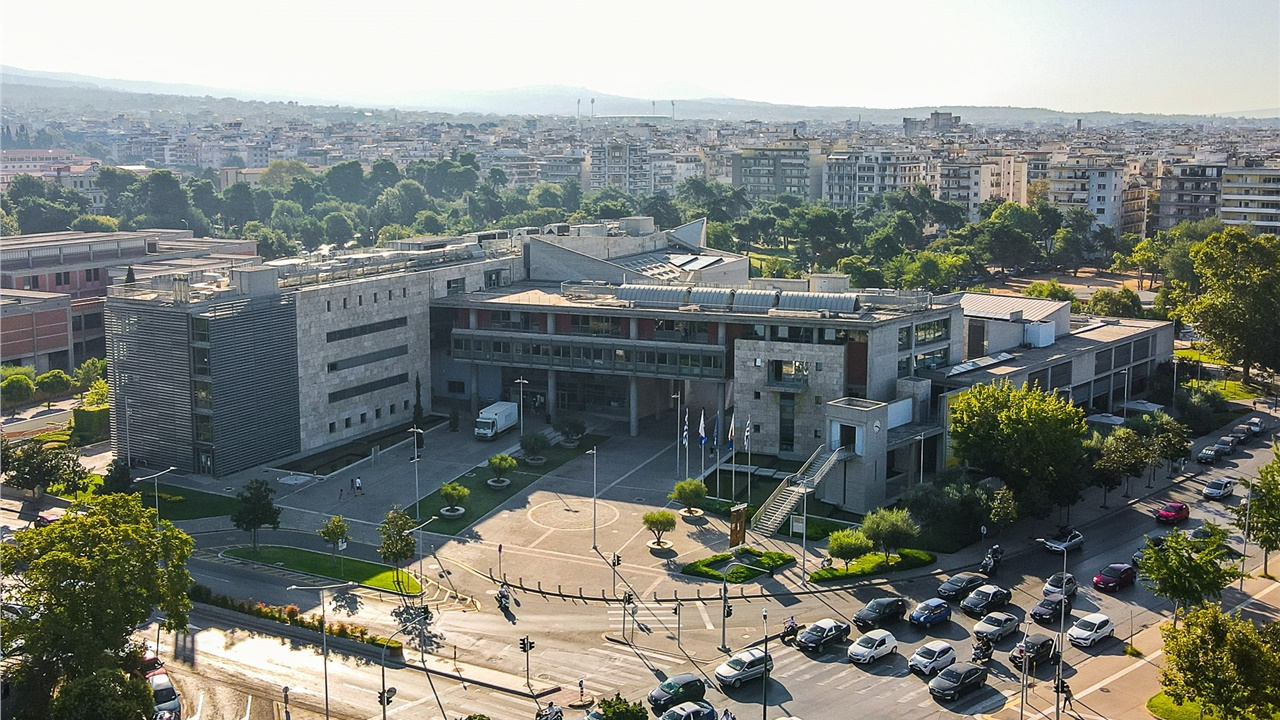 Θεσσαλονίκη: Συγκέντρωση ανθρωπιστικής βοήθειας για τους σεισμόπληκτους...