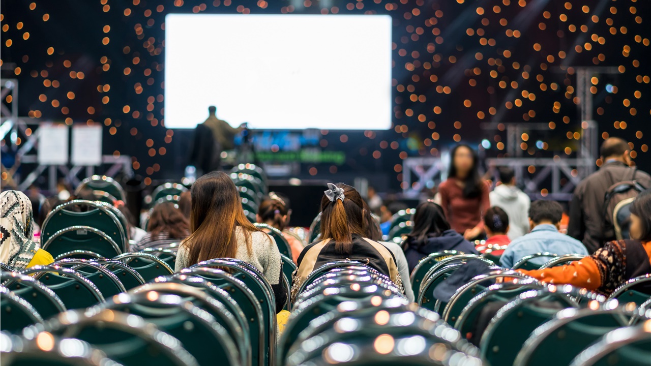 Μειώσεις έως και 30% των ορίων χορηγιών και εγγραφών στα ιατρικά...