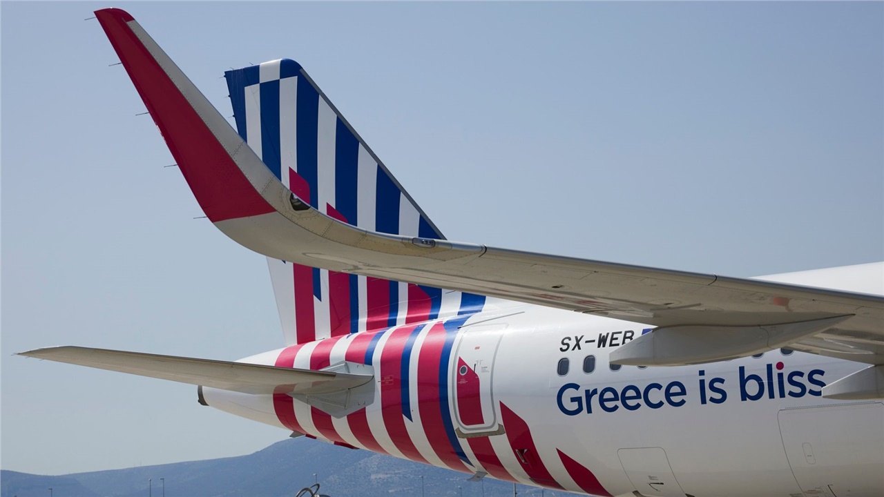 H Sky Express θα μεταφέρει το Άγιο Φως σε οκτώ προορισμούς της...