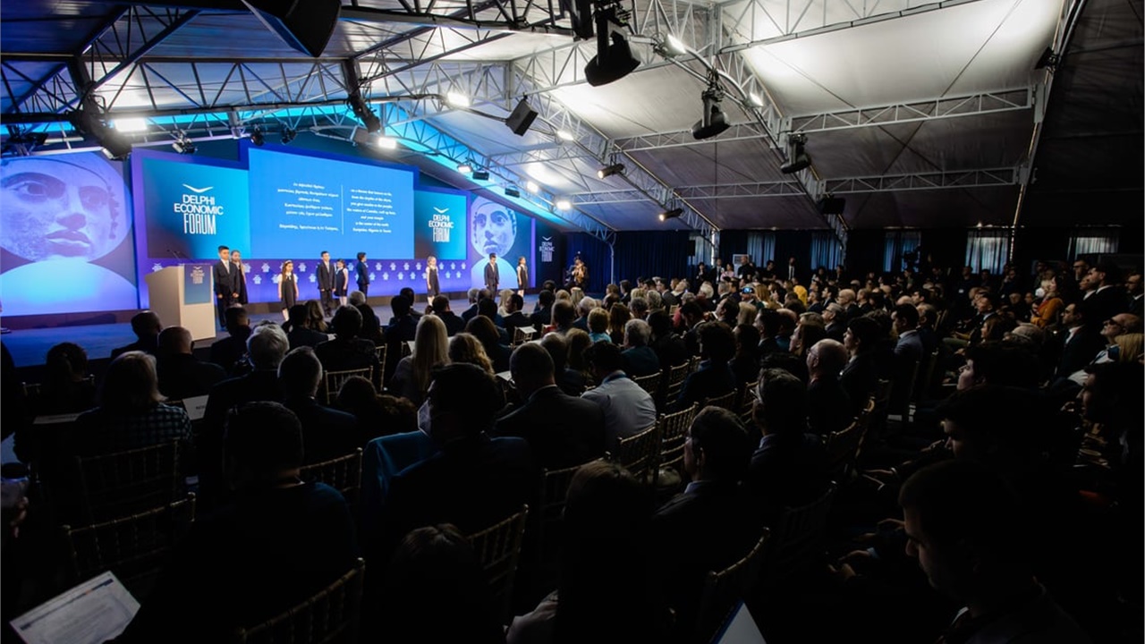 Η Πρόεδρος της Δημοκρατίας Κατερίνα Σακελλαροπούλου από το 8ο...