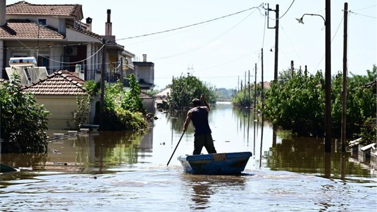 Ελπίδα φωτός από τα Καλογριανά Καρδίτσης  Ο Daniel πέρασε και...