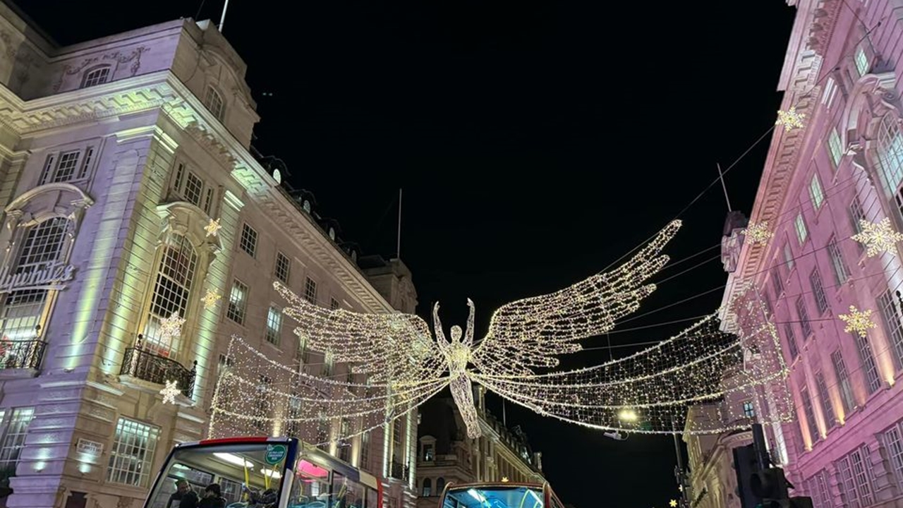 Χριστουγεννιάτικοι στολισμοί στο Λονδίνο!   #london