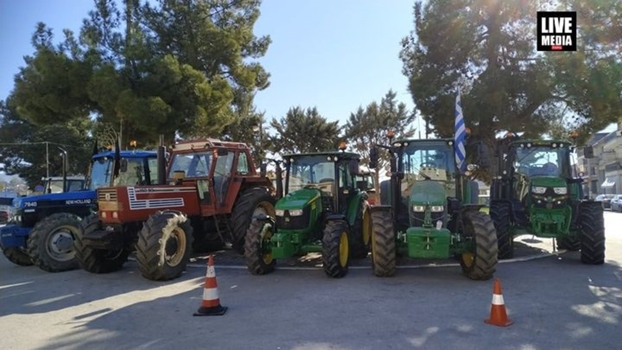 300 τρακτέρ θα 