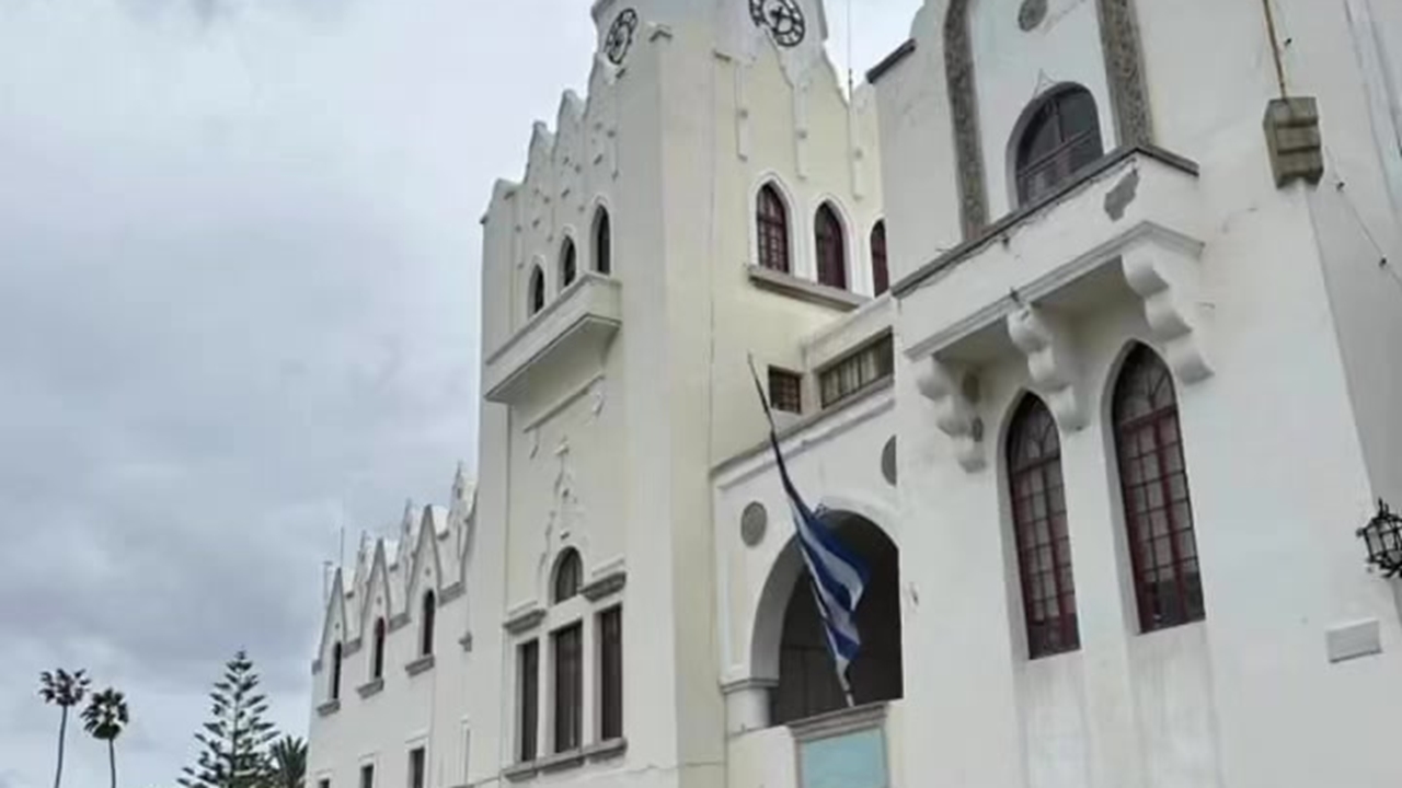 Περιήγηση στην πόλη της Κω  Ολόκληρο το νησί μοιάζει με υπαίθριο...