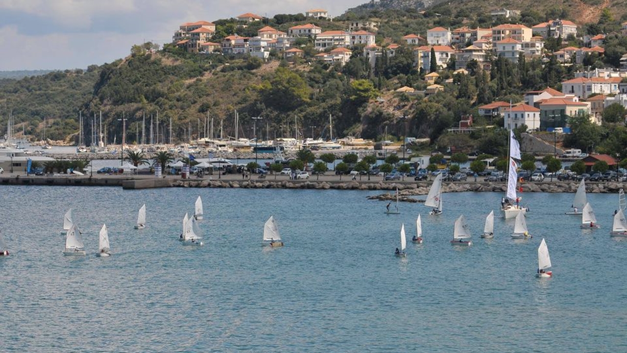 Με 102 ιστιοπλόους το περιφερειακό πρωτάθλημα Ν. Ελλάδας σε Όπτιμιστ...