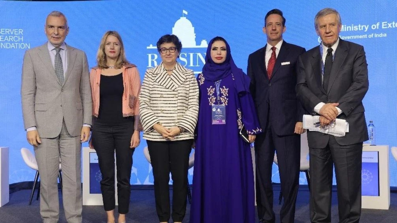 Ινδία: Μνημόνιο Συνεργασίας μεταξύ Οικονομικού Φόρουμ των Δελφών...