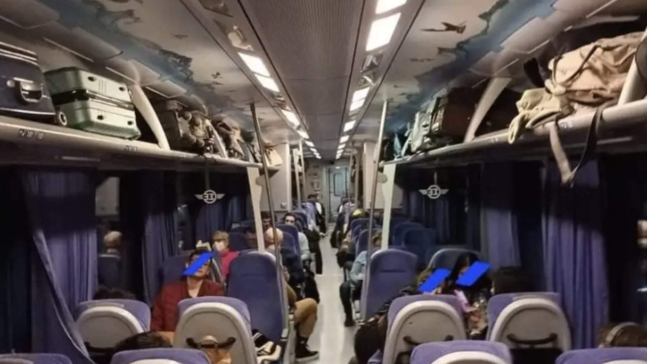 Τέμπη: Φωτογραφία μέσα από το τρίτο βαγόνι λίγο πριν τη σύγκρουση