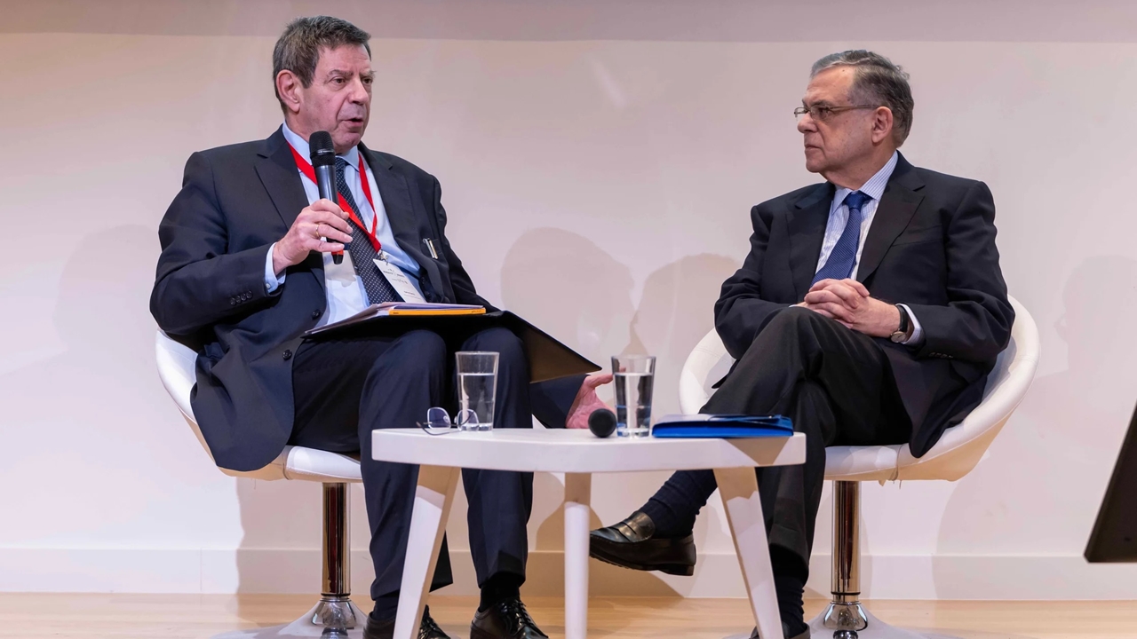 Λουκάς Παπαδήμος: Η ένταξη στο ευρώ ήταν η σωστή απόφαση - Το...