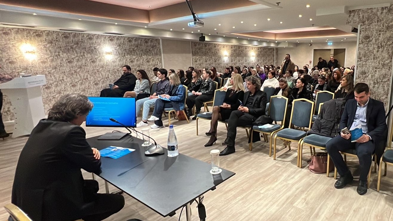 «Χάνουμε κιλά, κερδίζουμε ζωή»: Επιστημονική Ημερίδα του Συλλόγου...