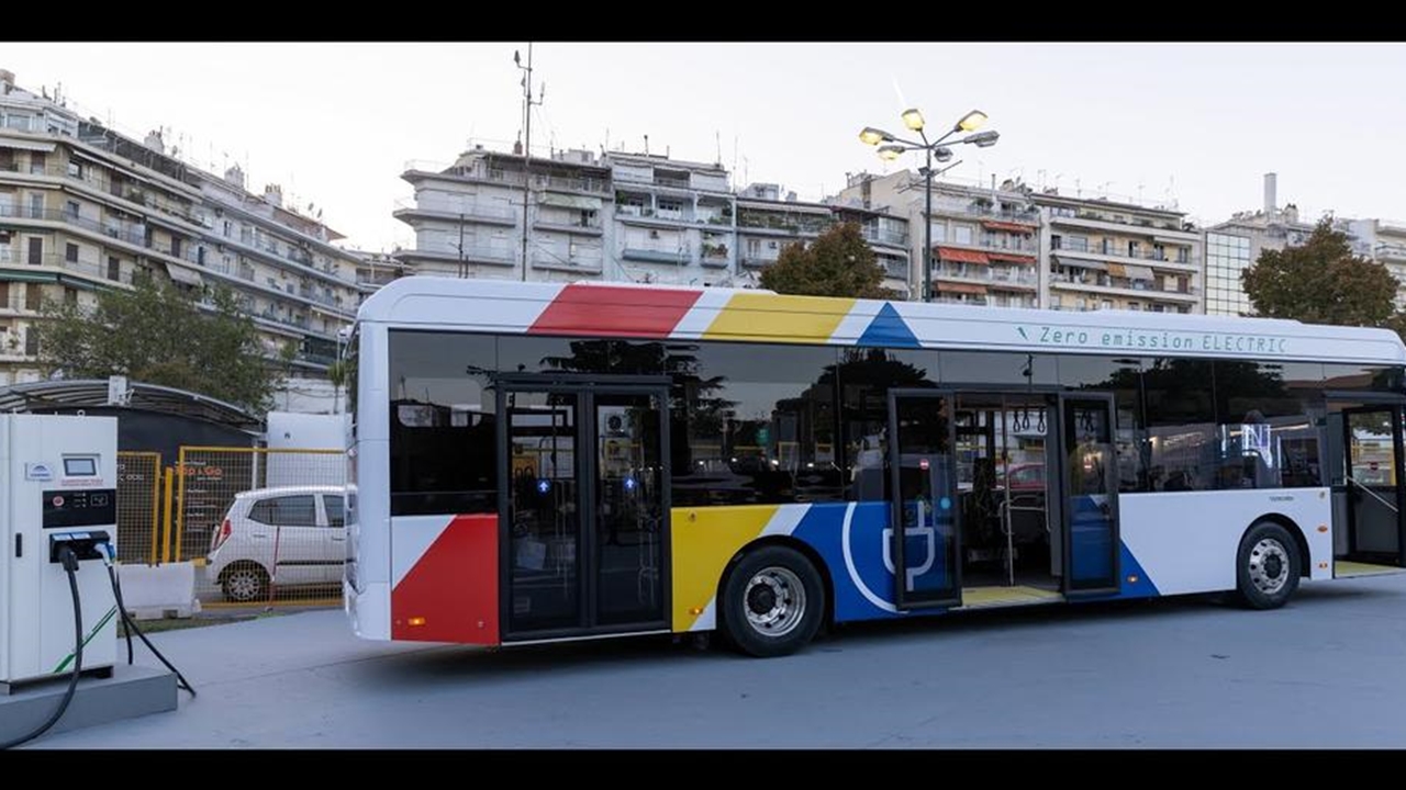 Βίντεο: Στο αμαξοστάσιο του ΟΑΣΘ στη Σταυρούπολη οι 55 φορτιστές...