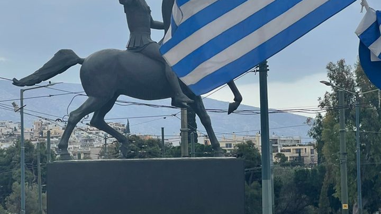 Στιγμιότυπα από την προετοιμασία της στρατιωτικής παρέλασης