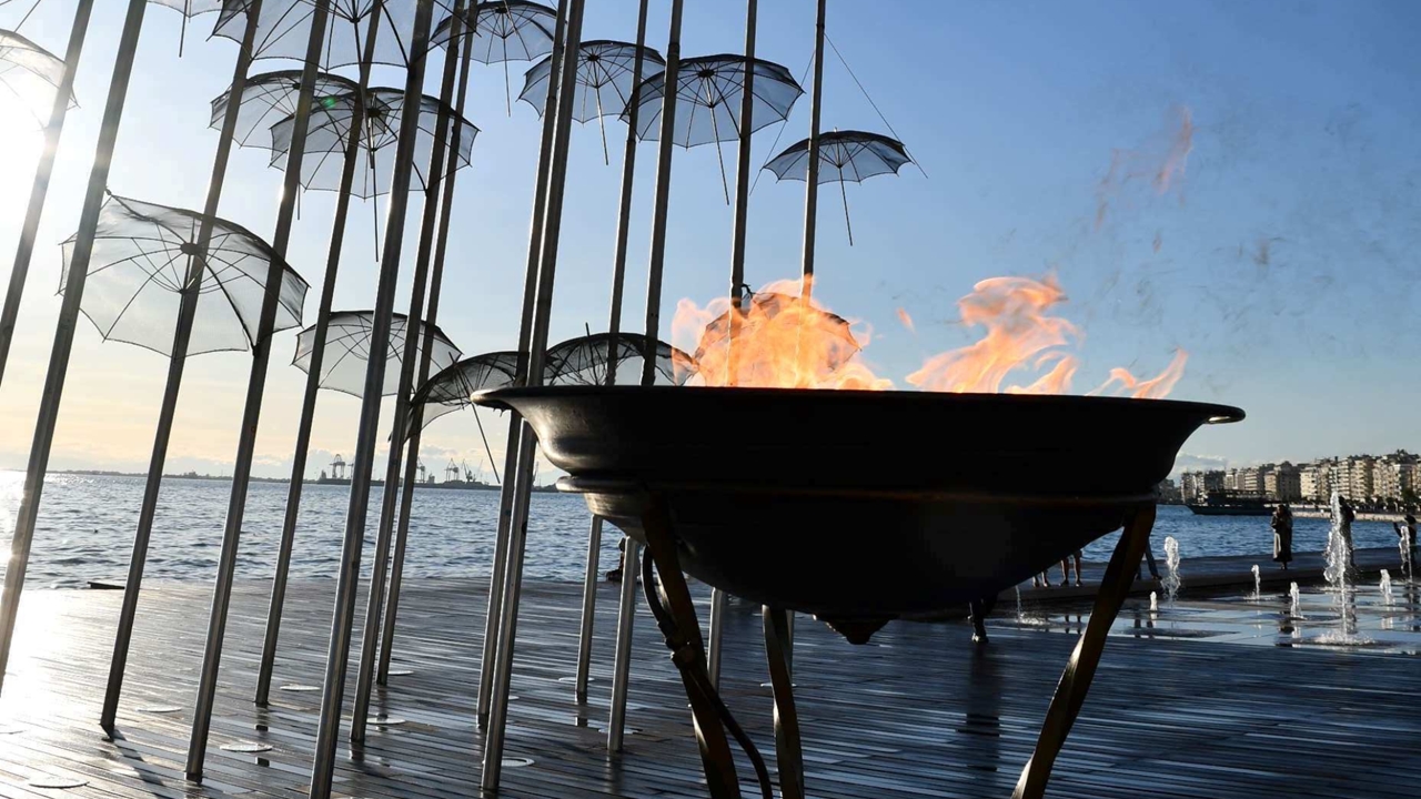 Παρίσι 2024: Τη Θεσσαλονίκη φώτισε η Ολυμπιακή Φλόγα