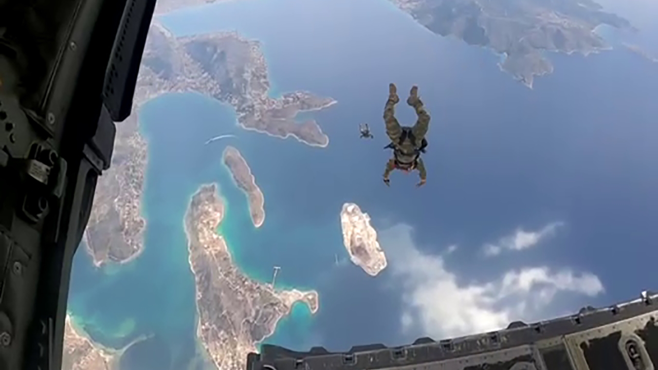 Stolen Cerberus: Εντυπωσιακά στιγμιότυπα από τη διμερή άσκηση...