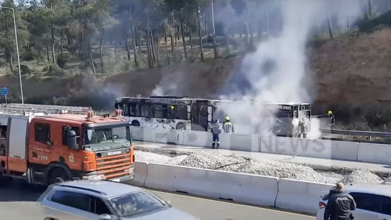 Φωτιά σε λεωφορείο του ΟΑΣΘ